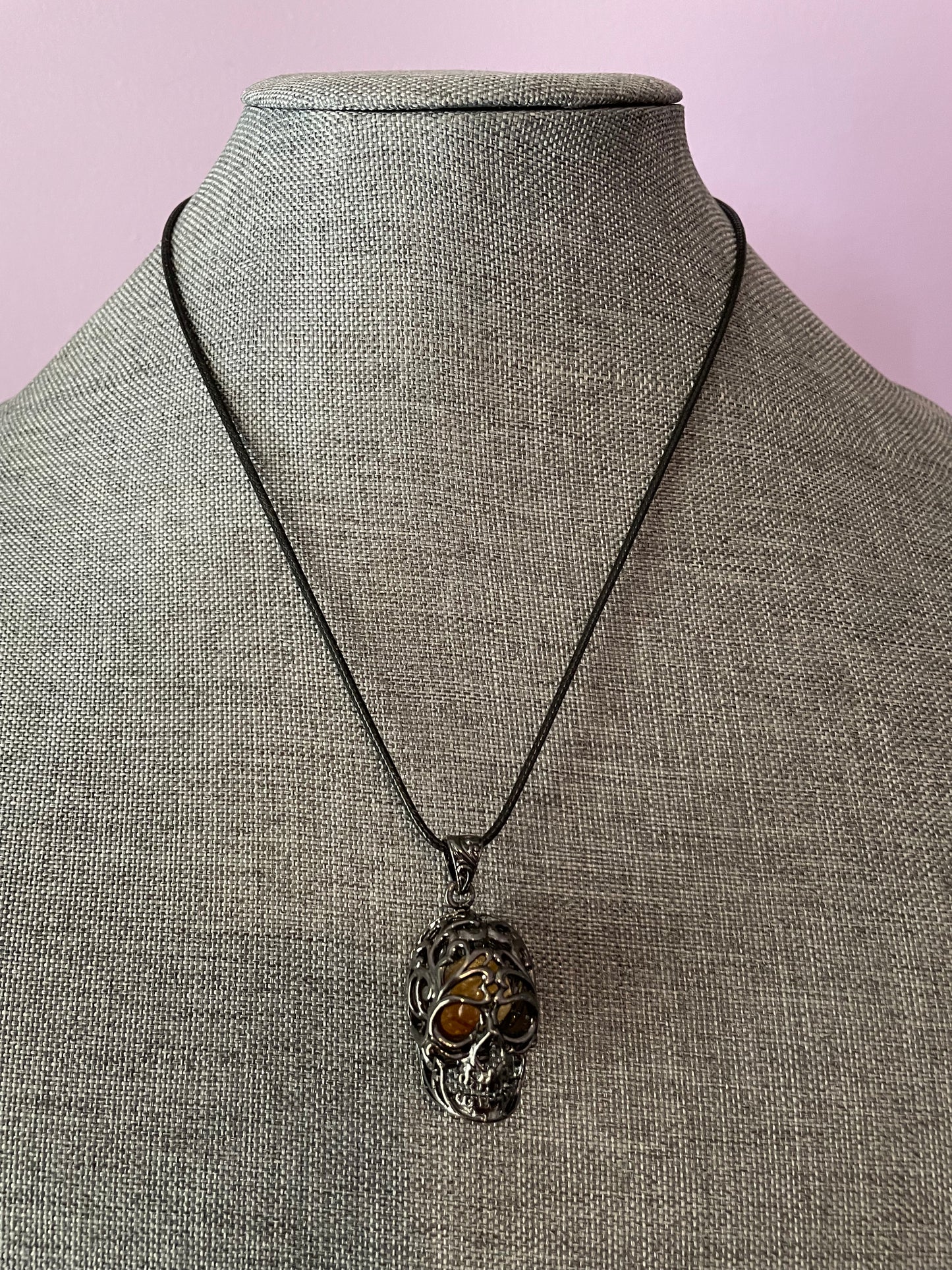 Crystal cage skulls! Black metal