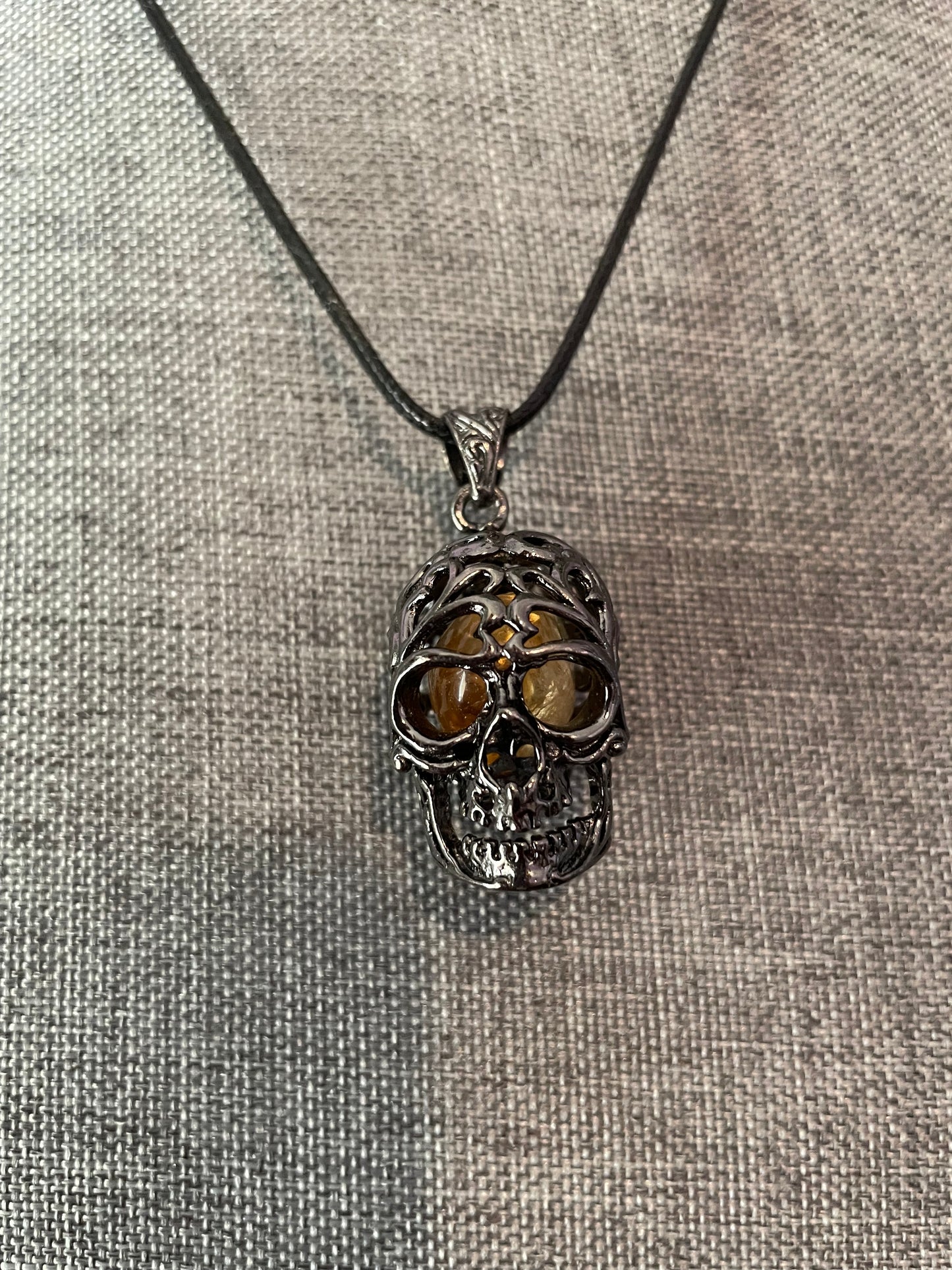 Crystal cage skulls! Black metal