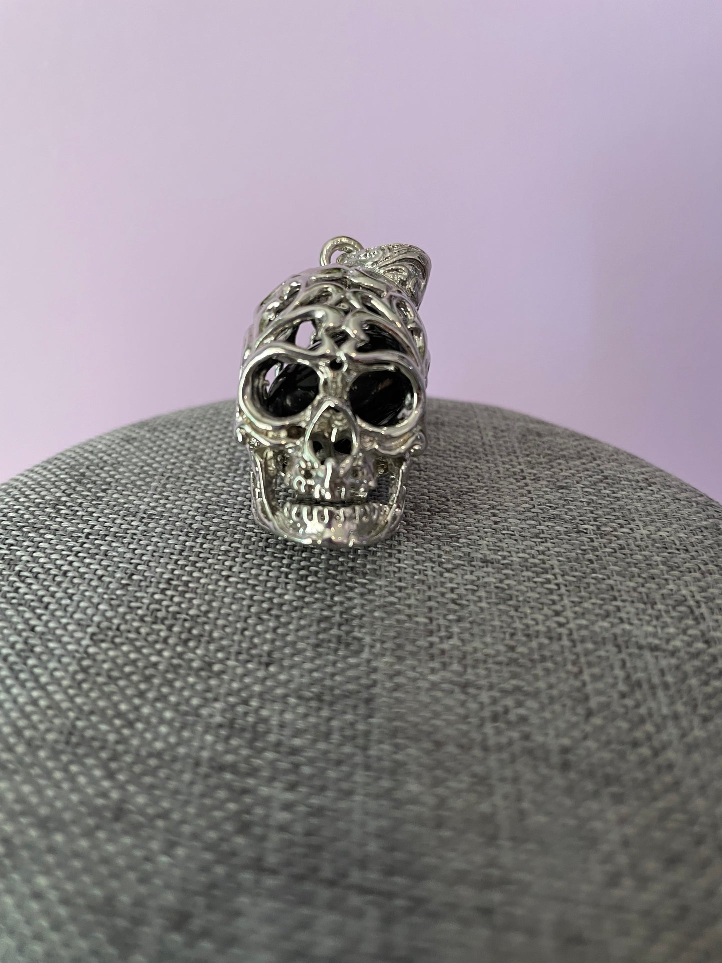 Crystal cage skulls! Antique Silver metal