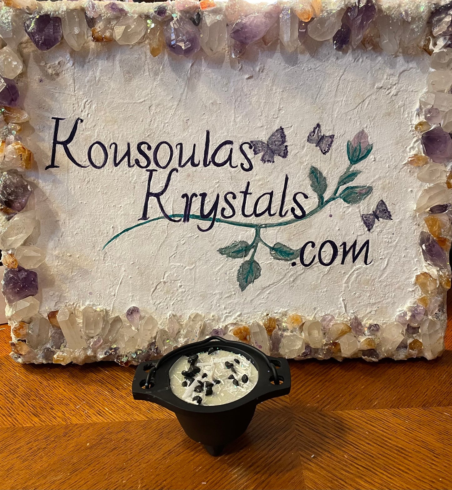 Magic Cauldron Candle - Sage with Black Tourmaline & Selenite