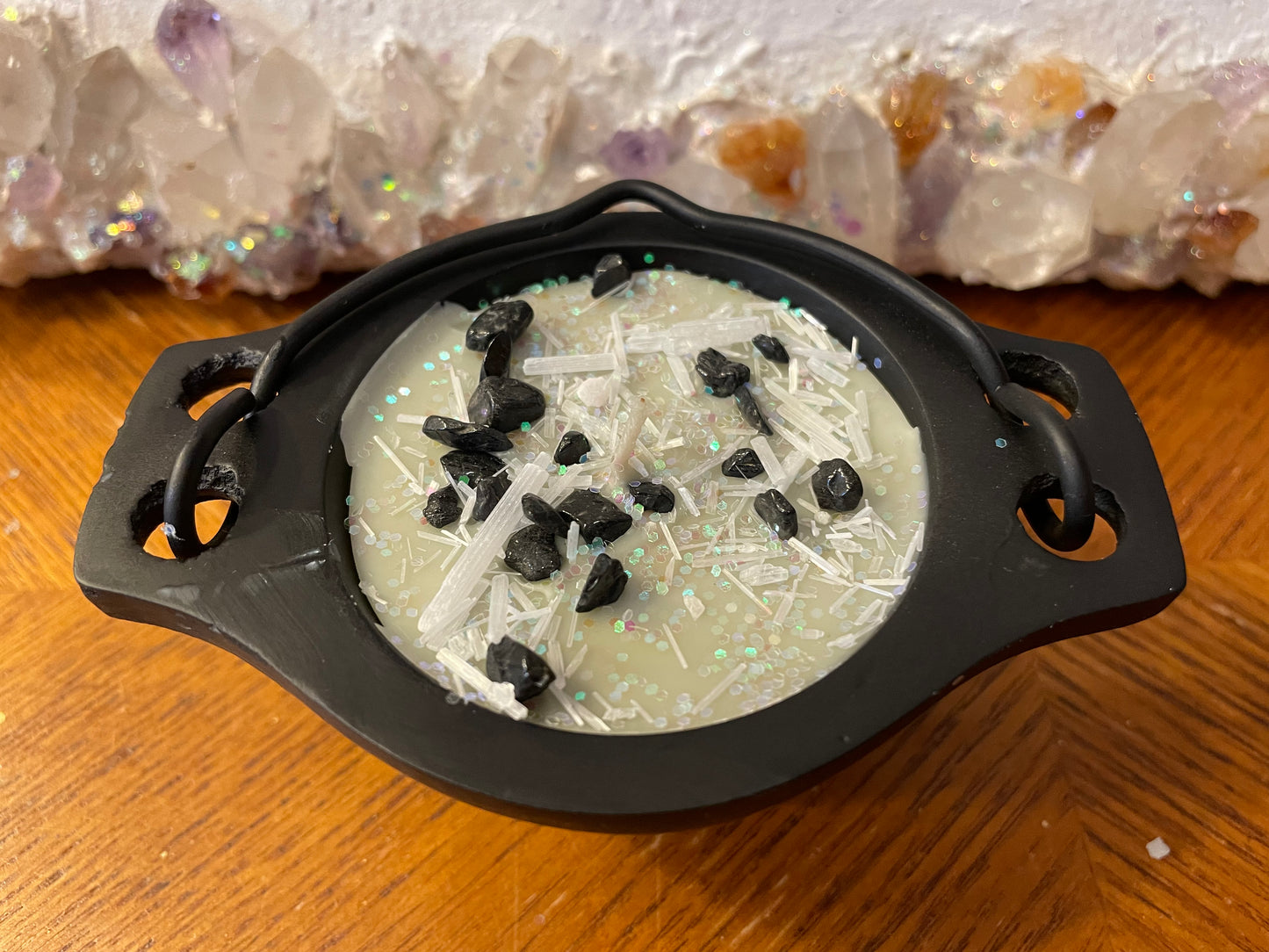 Magic Cauldron Candle - Sage with Black Tourmaline & Selenite