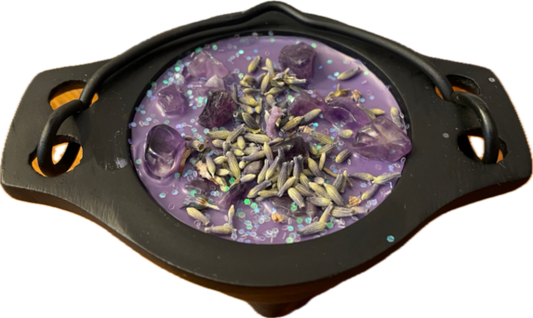 Magic Cauldron Candle - Lavender with Amethyst and Lavender Herb