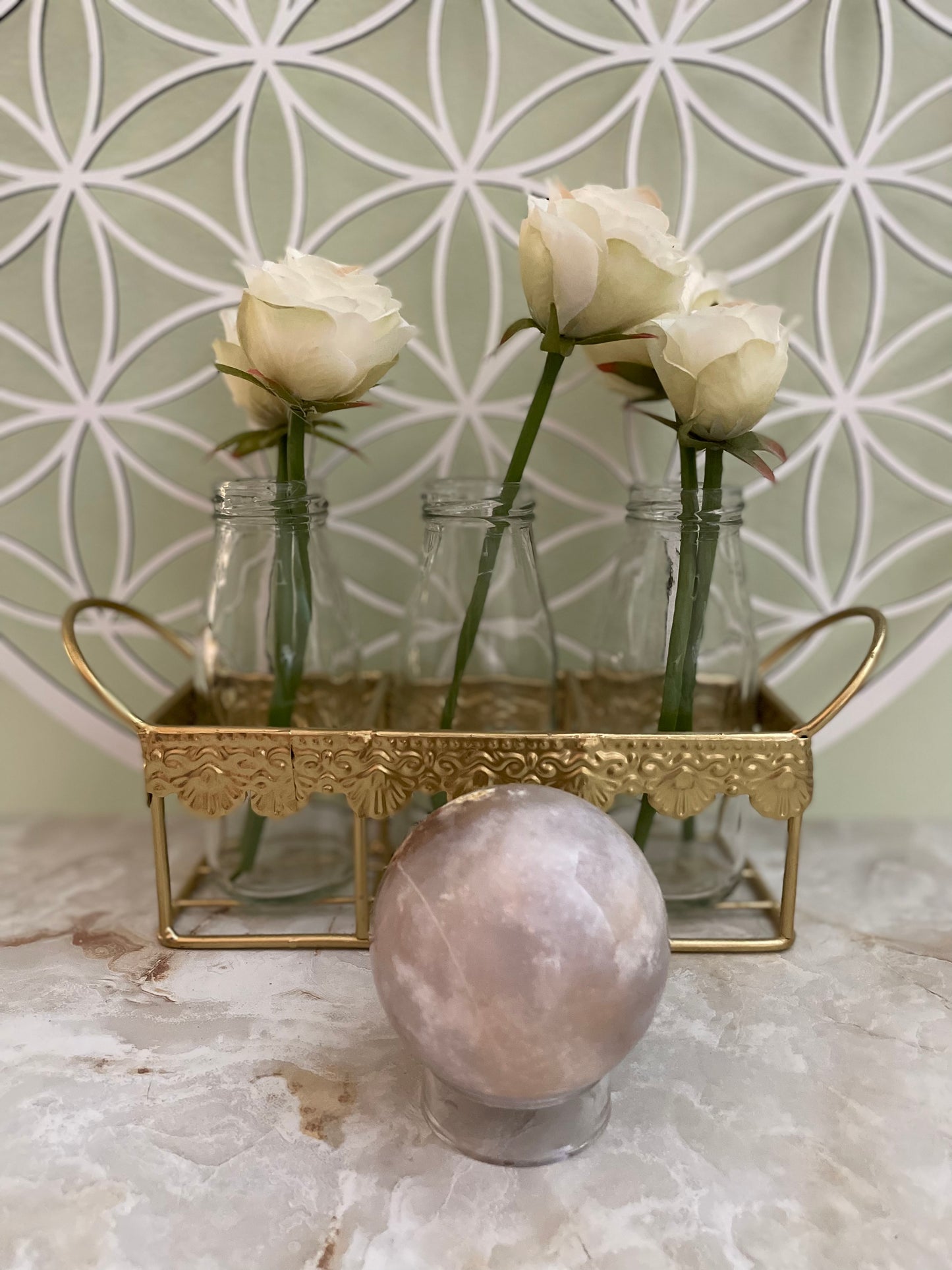 Flower Agate Sphere weighs nearly 1 pound