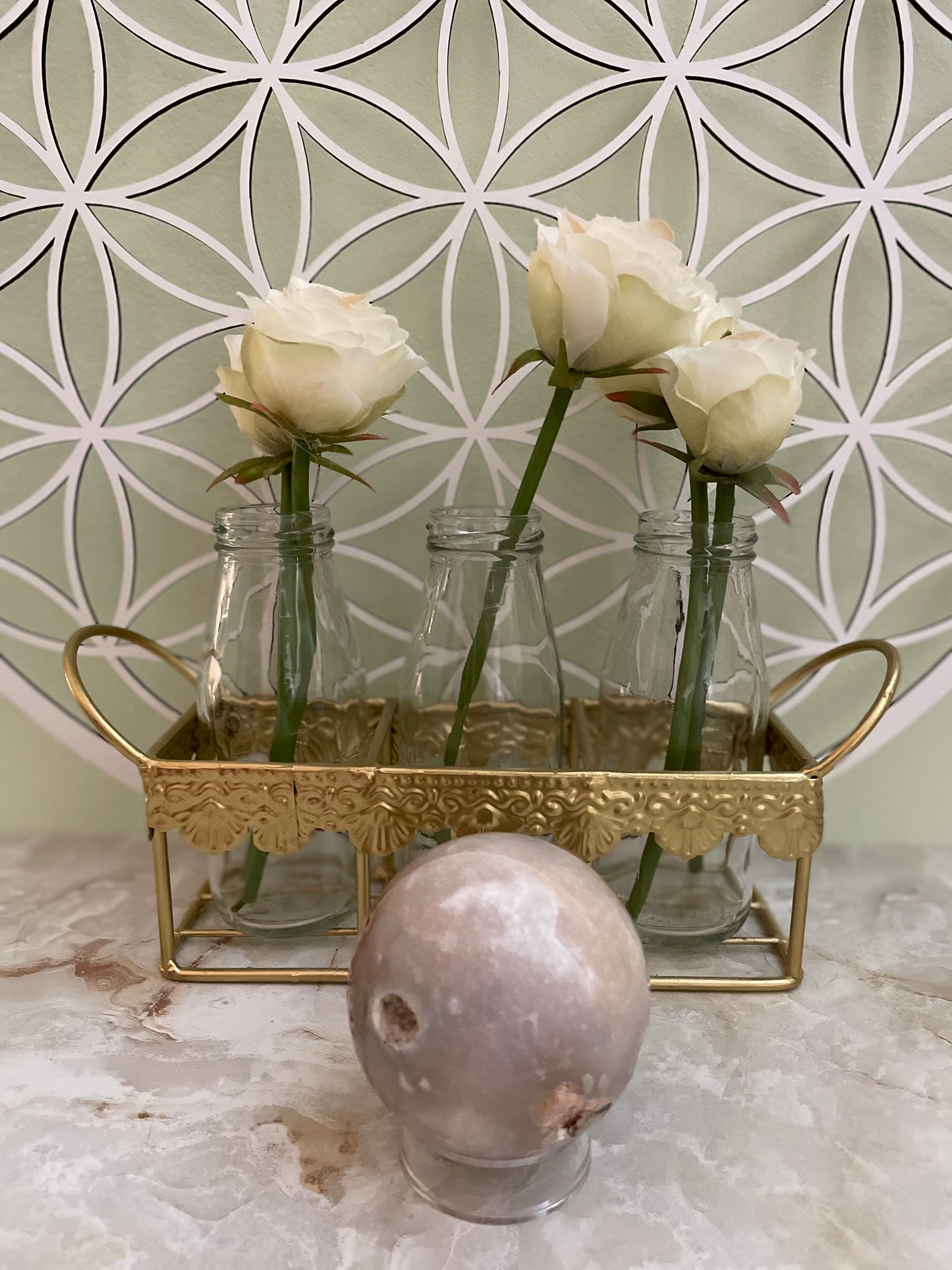 Flower Agate Sphere weighs nearly 1 pound