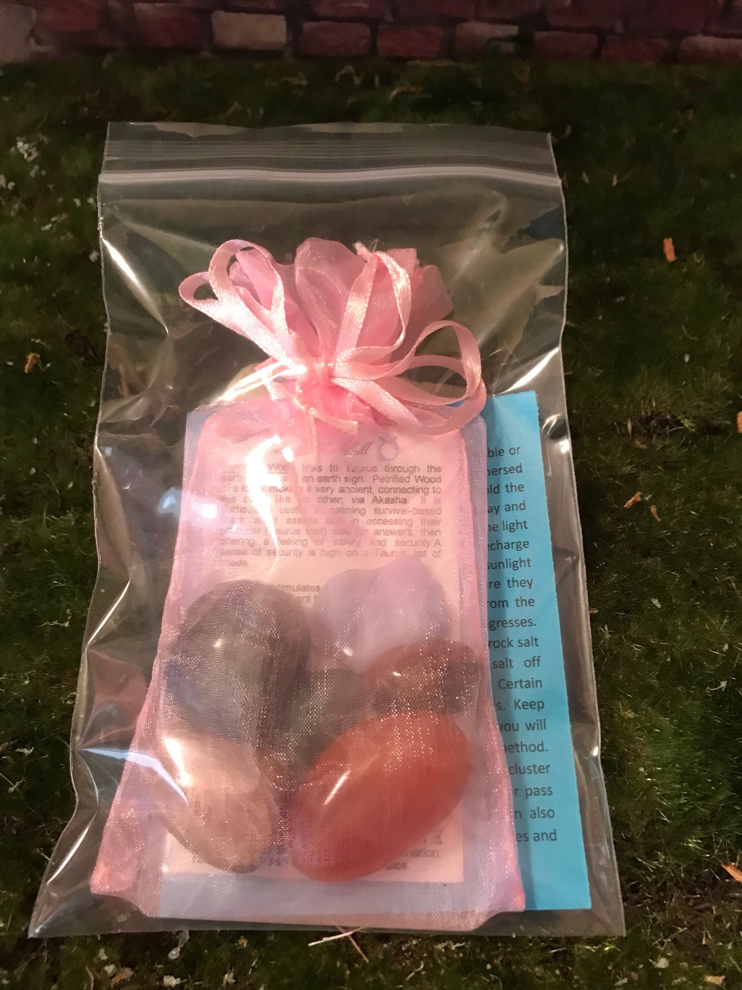Taurus the Bull crystal set Astrology horoscope stone set pouch birthday gift zodiac set Taurus birthday ideas tumbled polished crystals
