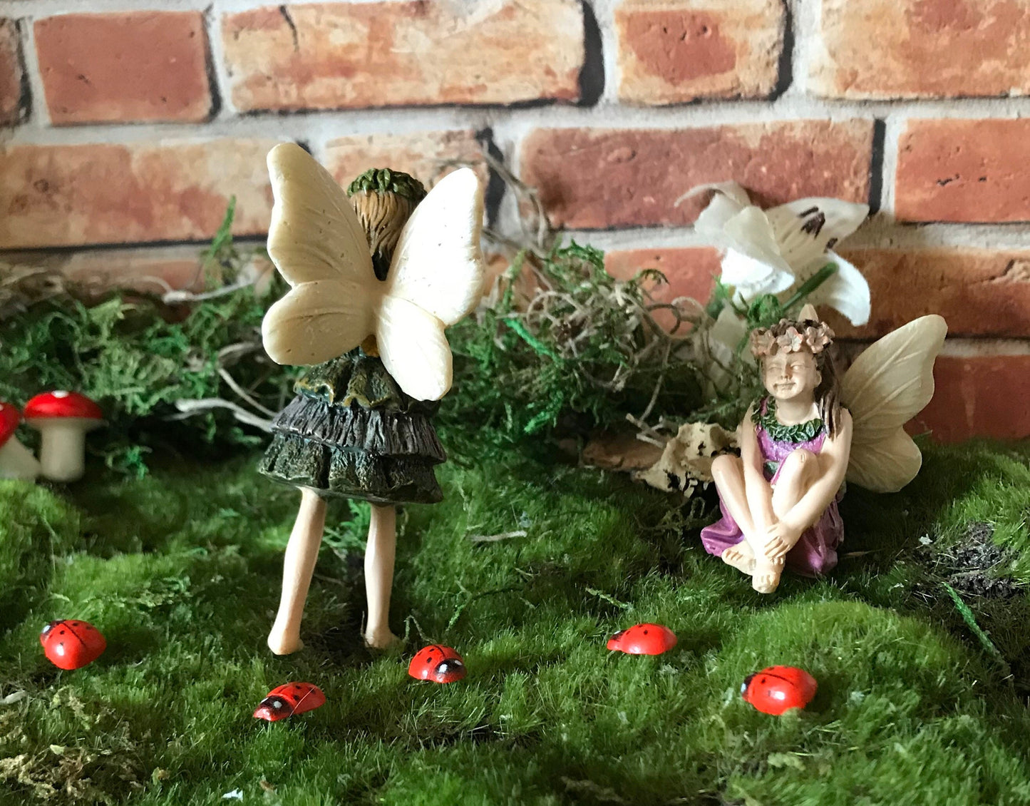 Sweet fairy girl with flowers