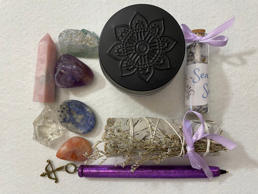 Deluxe 11 piece Sagittarius gift crystal set