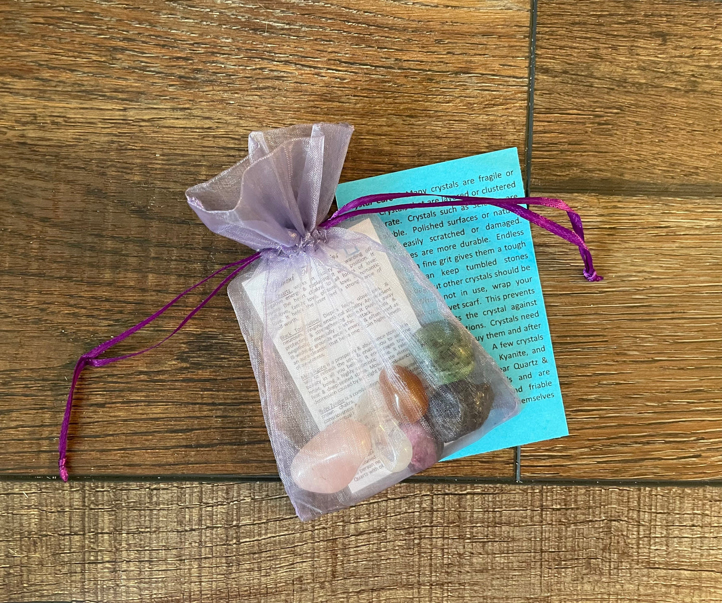 Gemini the Twins crystal gift set includes 6 perfectly selected crystals and stones