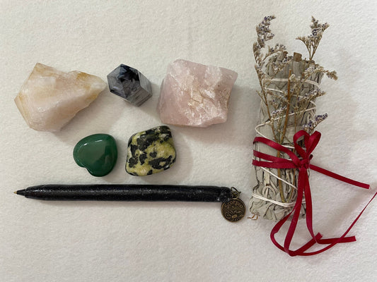 Deluxe Scorpio crystal 7 piece gift set Scorpio the Scorpion crystals set birthday gift zodiac set Scorpio birthday ideas