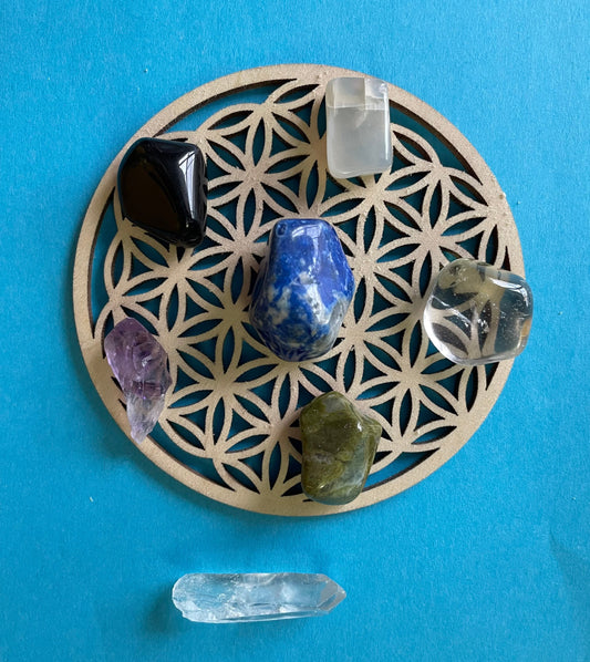 8 piece psychic empowerment healing crystal set with flower of life grid perfect for stocking stuffers