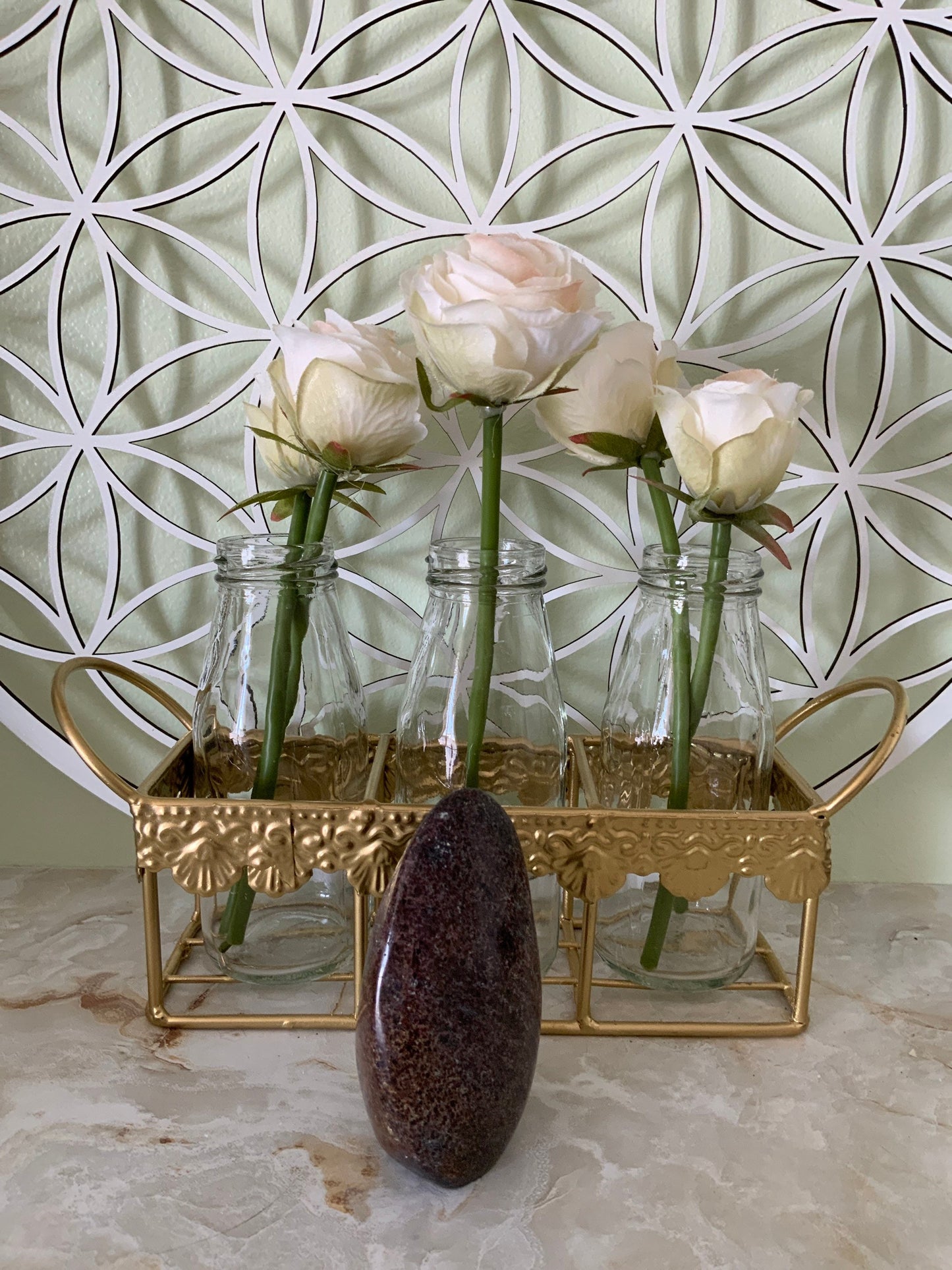 Magnificent Garnet Free Form 1 lb crystal BEAUTIFUL! Uniquely shaped