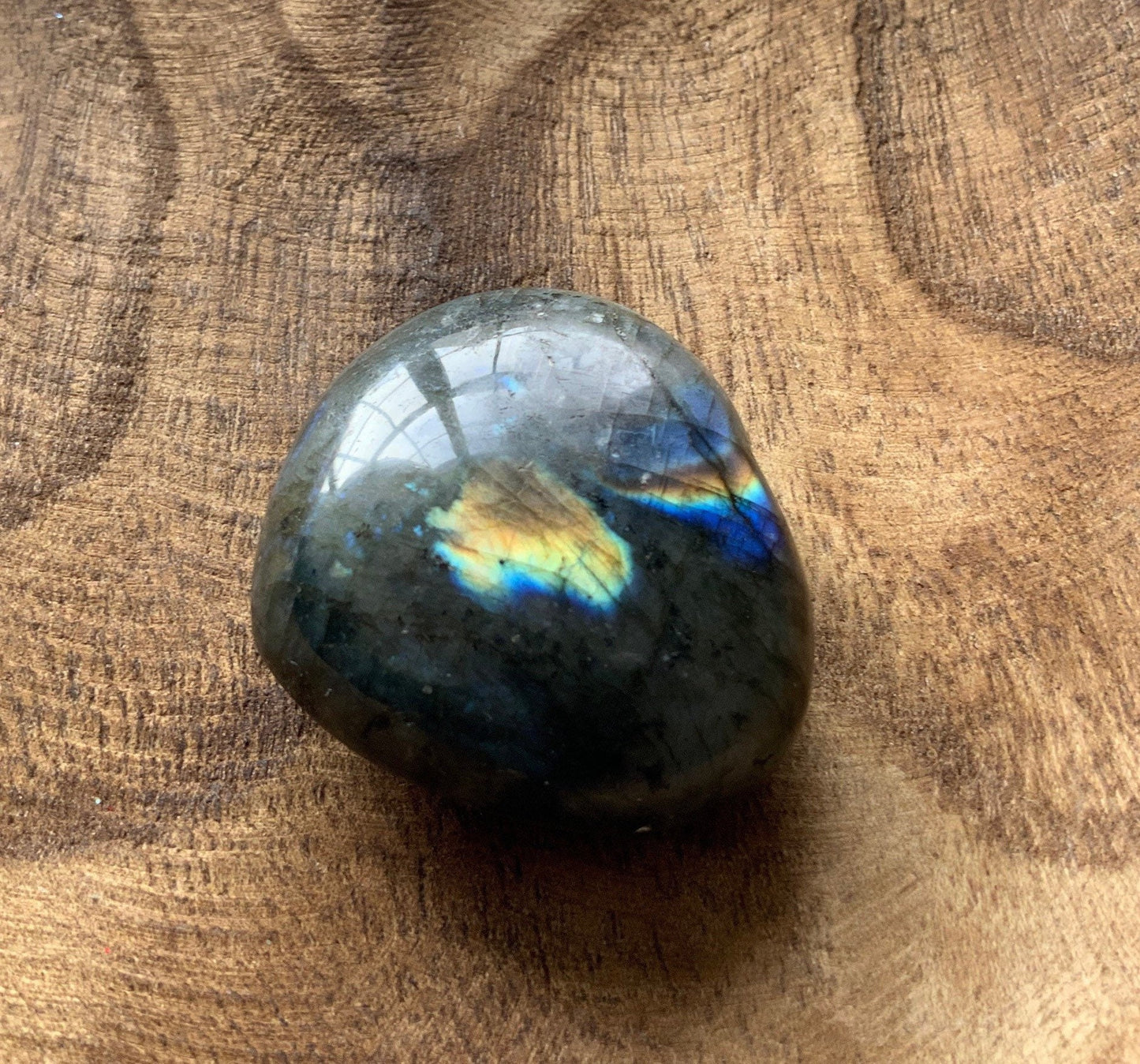 Pretty Labradorite Heart 3.5 ounces Nice flash