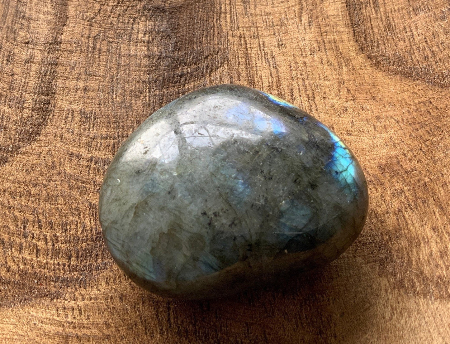 Pretty Labradorite Heart 3.5 ounces Nice flash