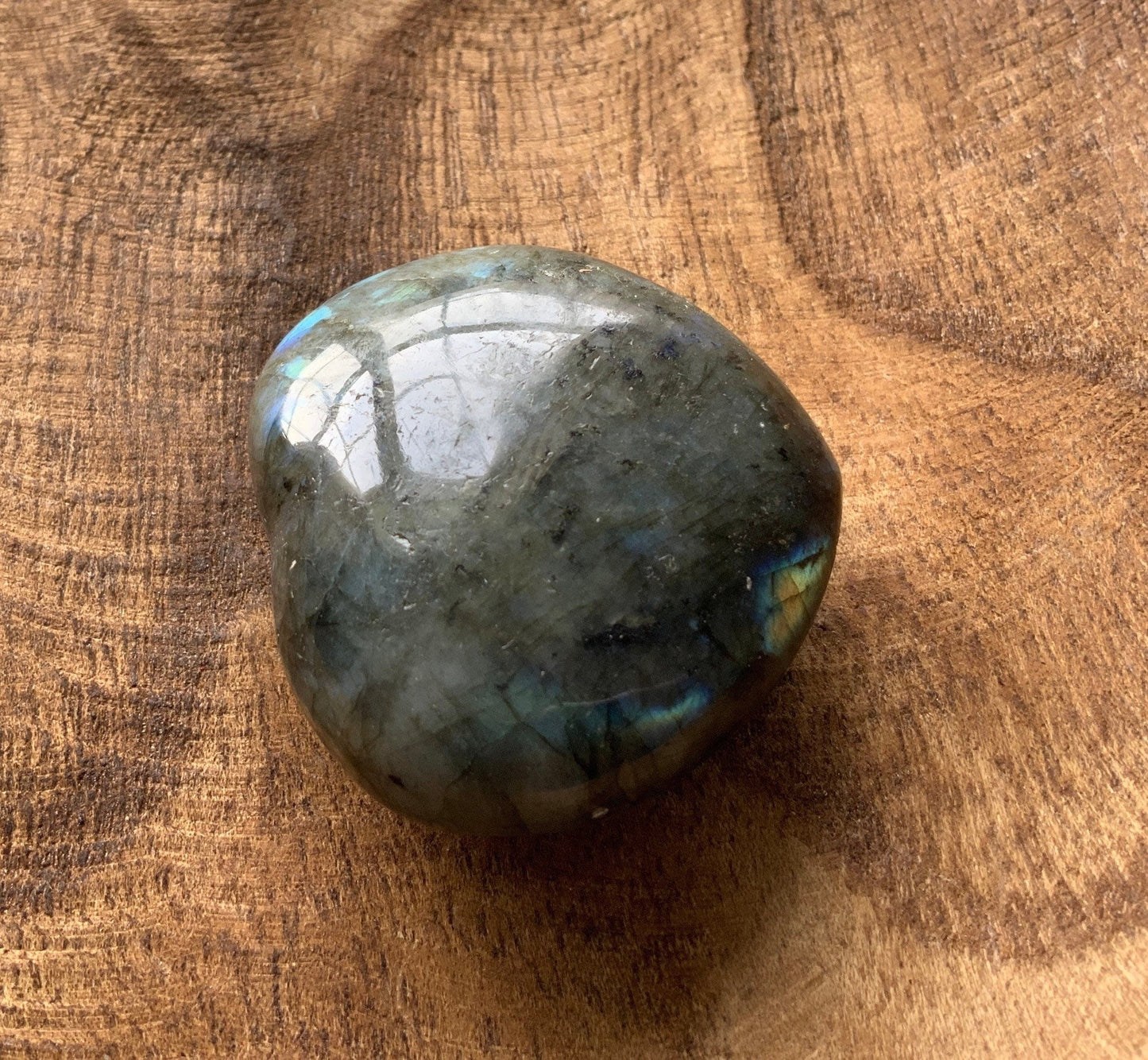 Pretty Labradorite Heart 3.5 ounces Nice flash
