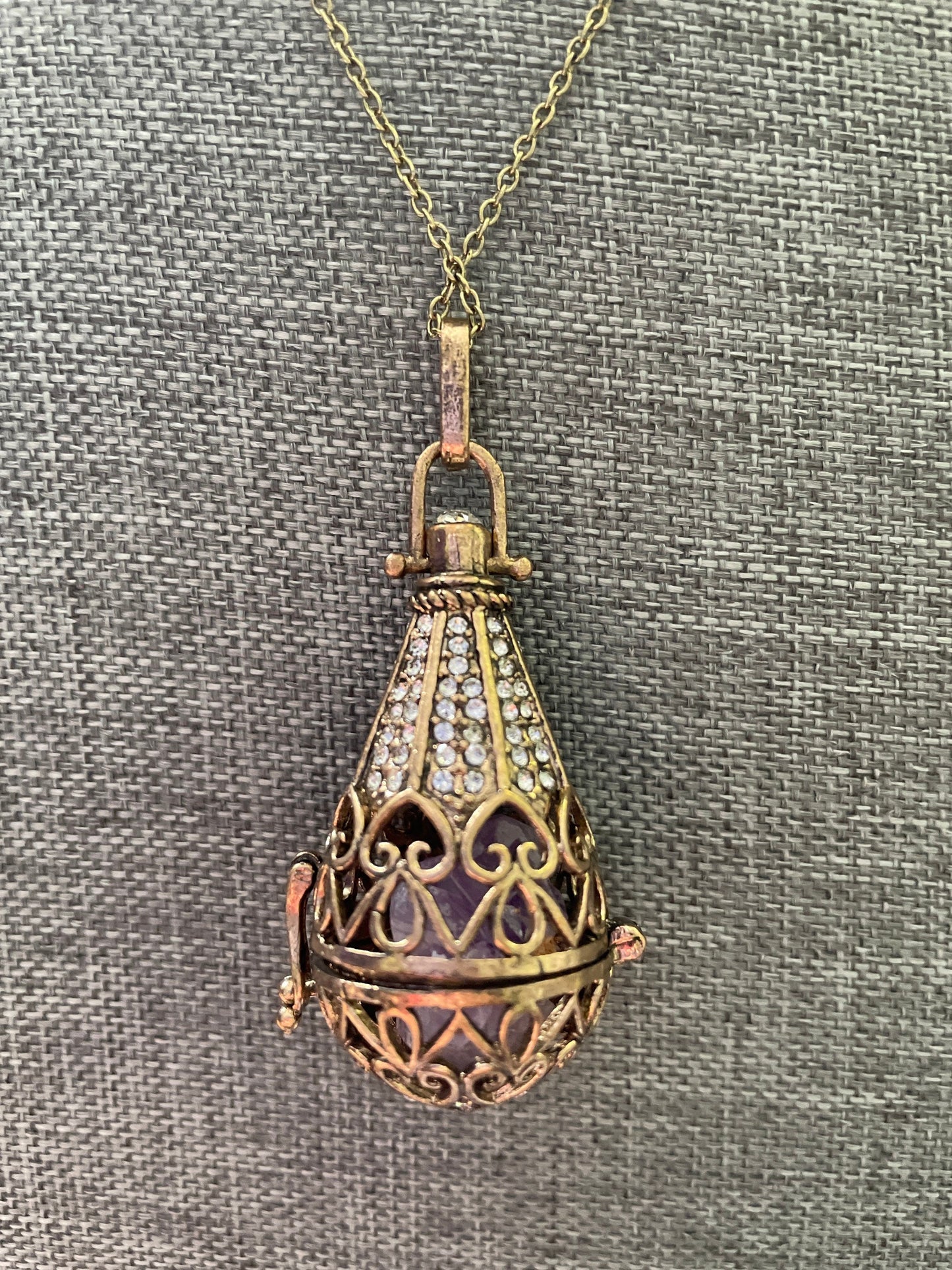 Antique Gold locket with 6 interchangeable crystals on 16” gold chain
