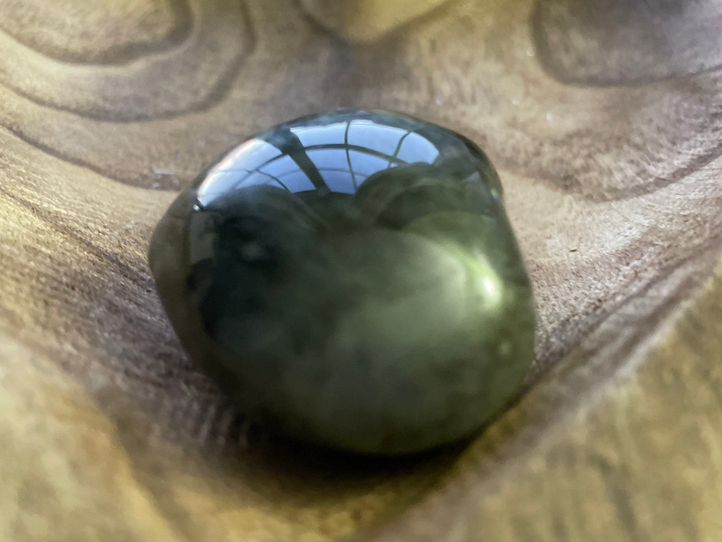 Pretty Labradorite Heart 3.2 ounces With low flash