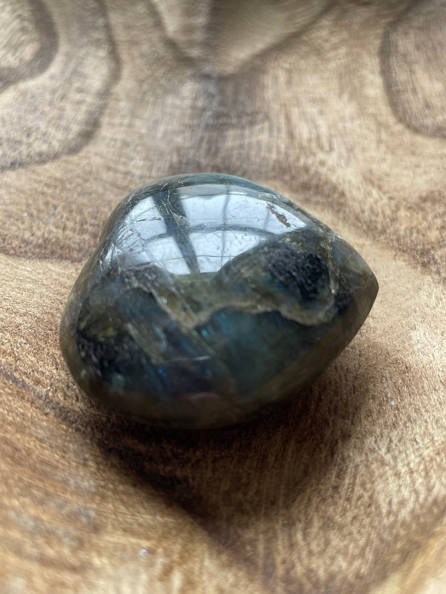 Magnificent Labradorite Heart 3.1 ounces Awesome flash