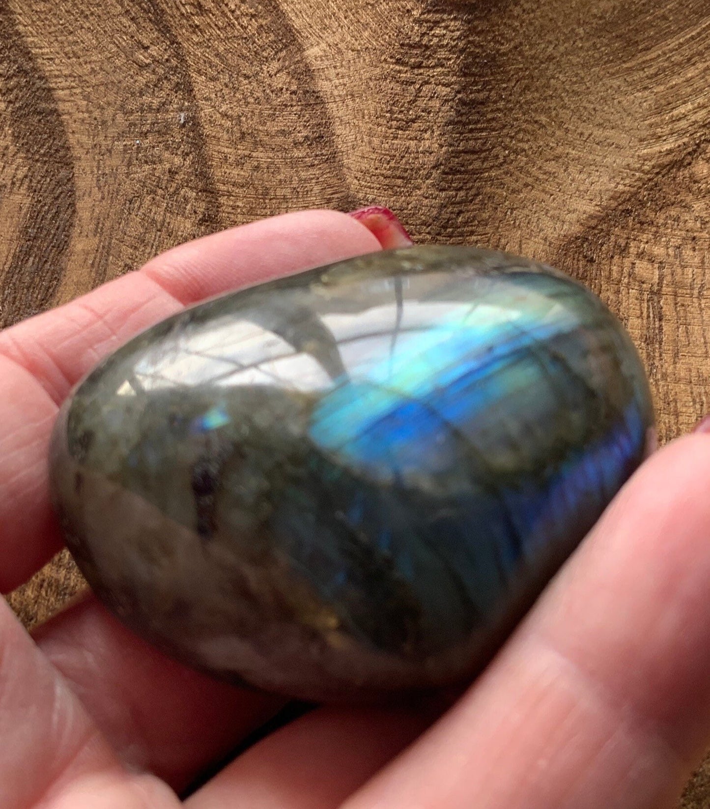 Pretty Labradorite Heart 4.3 ounces Nice flash