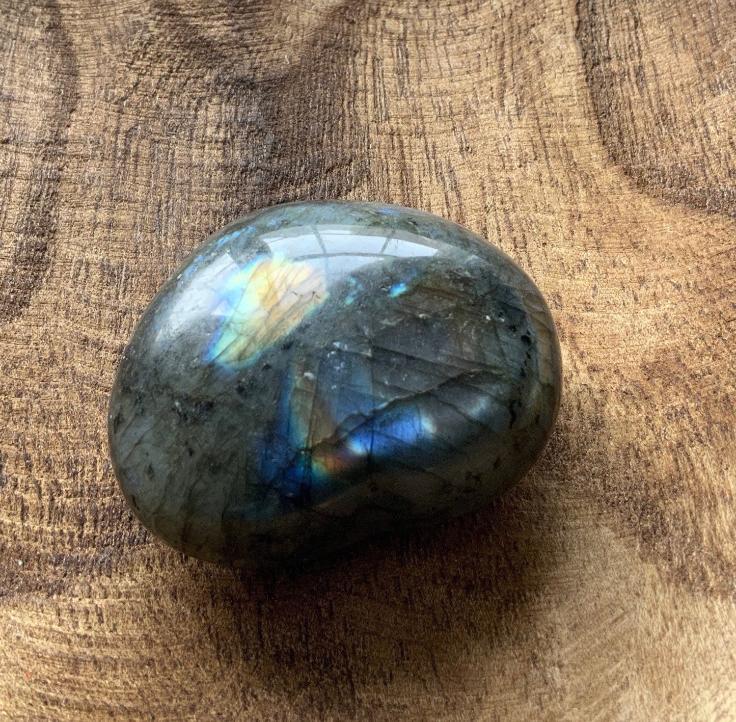 Pretty Labradorite Heart 3.5 ounces Nice flash