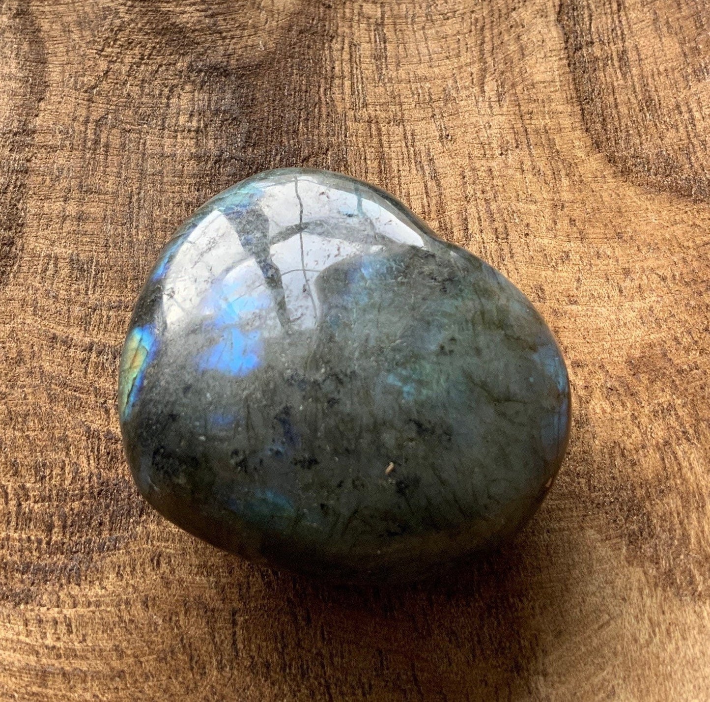 Pretty Labradorite Heart 3.5 ounces Nice flash