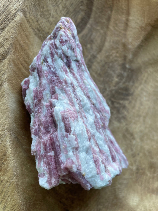 Beautiful raw pink tourmaline 9.1 ounces!!