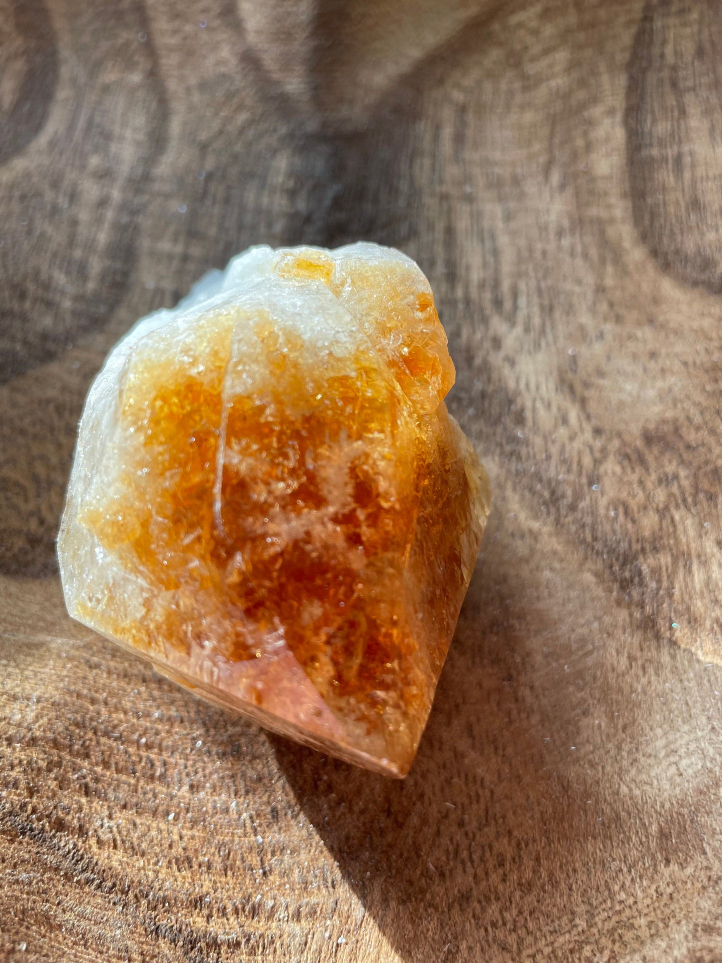 The money stone!! Beautiful citrine point crystal 6.1 ounces