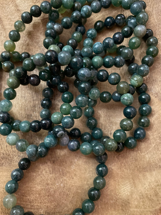 Beautiful Moss Agate 8 mm beaded bracelet