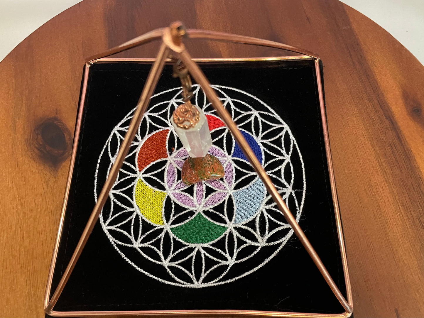 Pure Copper Pyramid with mat and crystal pendulum Energizer for energizing crystals