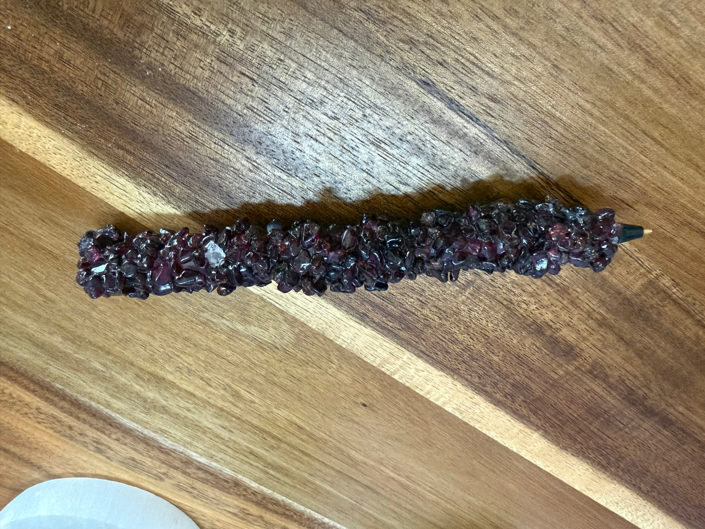 Garnet refillable pen! Perfect for writing love, passion, emotional balance and protection rituals.