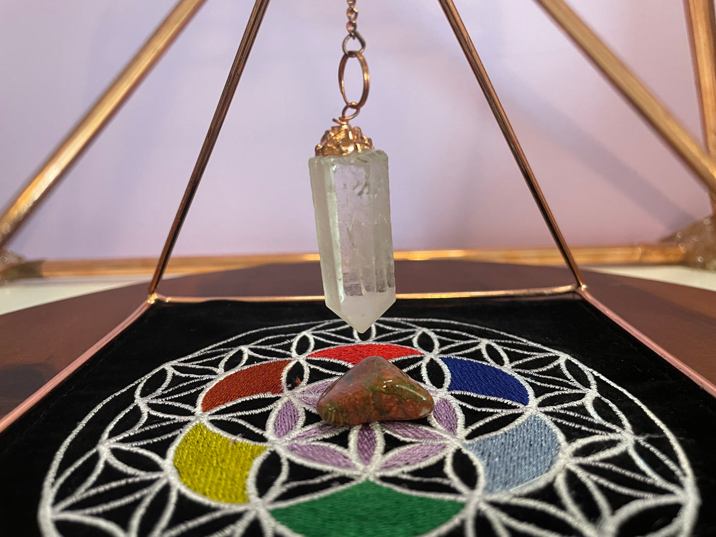 Pure Copper Pyramid with mat and crystal pendulum Energizer for energizing crystals