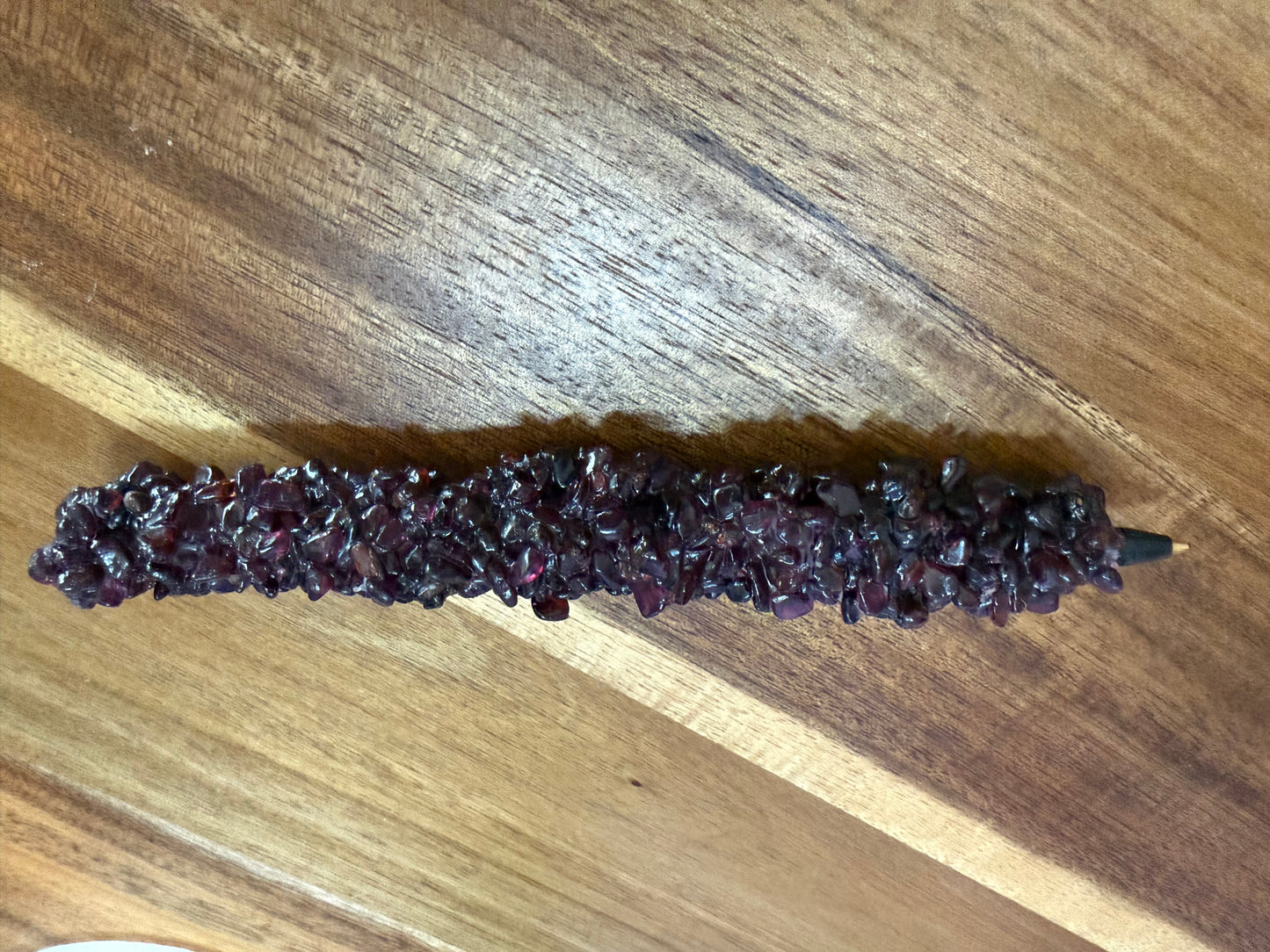 Garnet refillable pen! Perfect for writing love, passion, emotional balance and protection rituals.