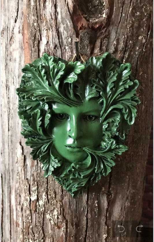 Primavera Green woman figure for your lawn decor fairy garden green woman garden decoration