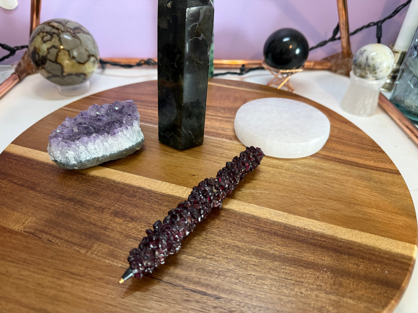 Garnet refillable pen! Perfect for writing love, passion, emotional balance and protection rituals.