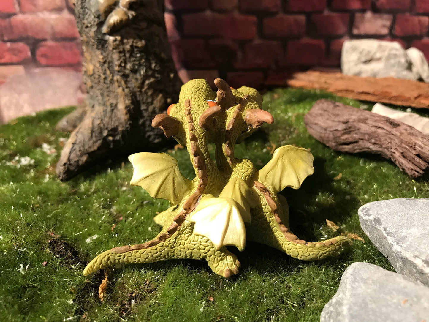 Sweet hugging dragons, fairy garden supplies, enchanted garden, miniature green dragons, miniature garden accessories, fairy dragons