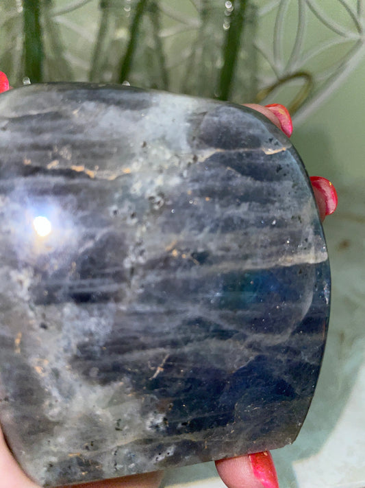 Beautiful Labradorite Free Form