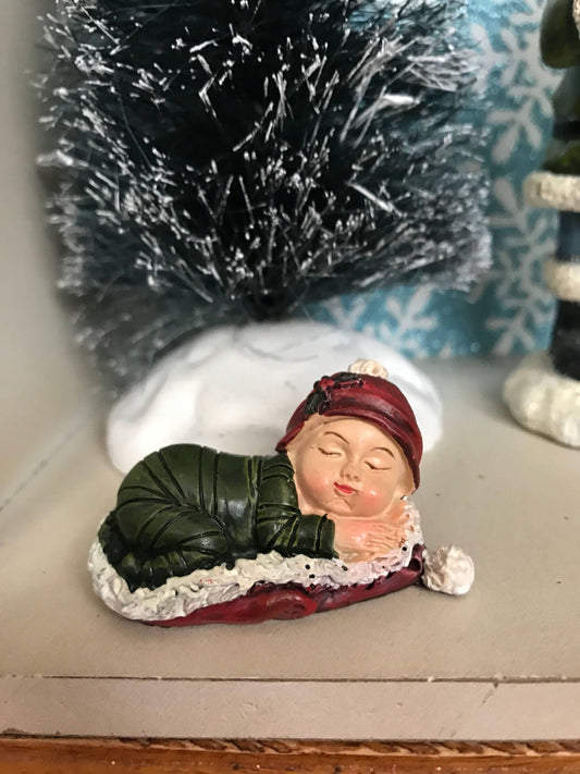 Sleeping Christmas babies, miniature Christmas babies, Mini sleeping baby, Mini Christmas baby, Christmas baby figurine, sweet baby Christma