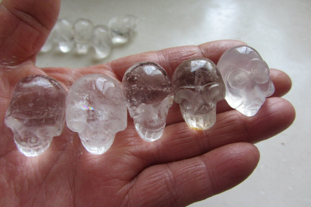 Clear quartz skull for meditation, one quartz skull, meditation, clearing energy, esoteric skull, powerful energy skulls for downloads