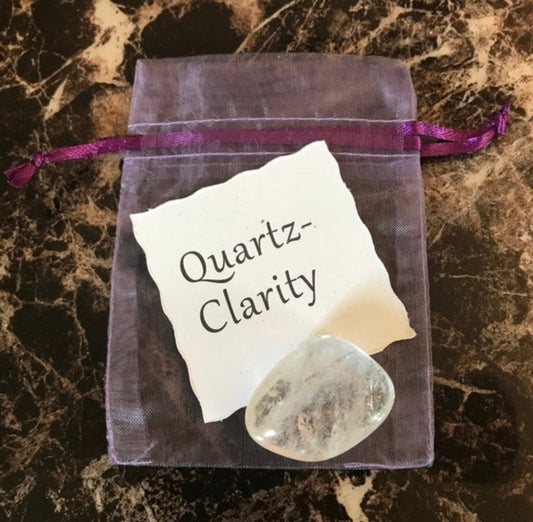 Beautiful clear quartz Meditation healing stone to promote clarity, recovery gift, spiritual gift, tumbled Quartz