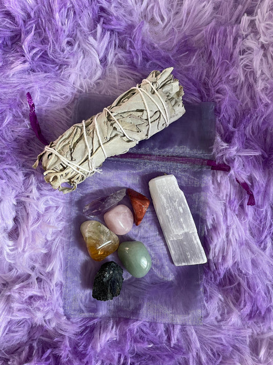 Crystal beginners 8 piece set Citrine, Selenite, Amethyst, Aventurine, Rose Quartz, Red Jasper, Black Tourmaline and White Sage