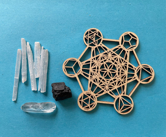 9 piece Protection crystal set with metatrons grid powerful 9 piece Crystal set that removes & transforms Negative energy