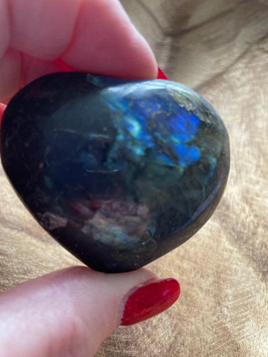 Magnificent Labradorite Heart 3.1 ounces Awesome flash