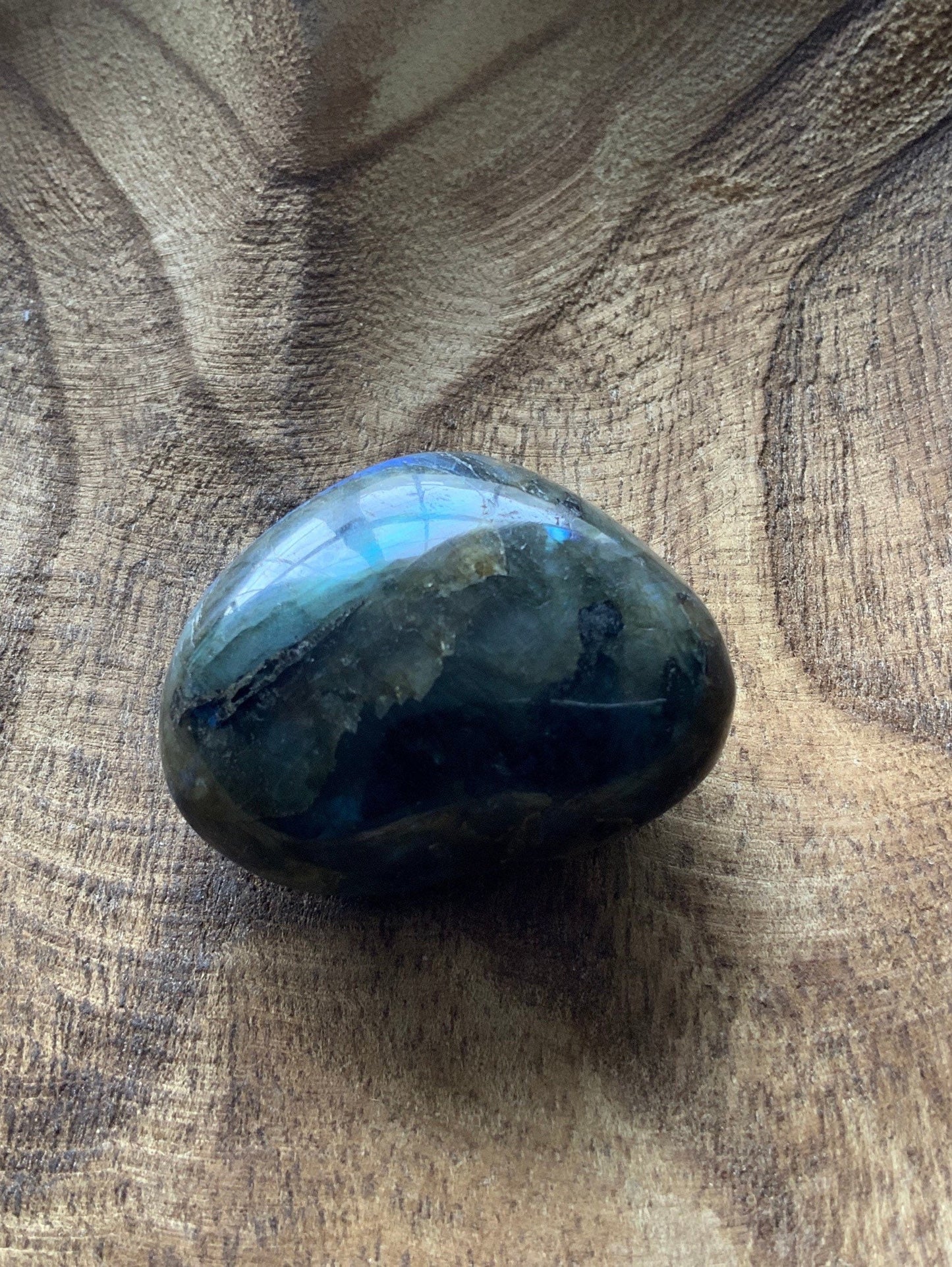 Pretty Labradorite Heart 4.3 ounces Nice flash