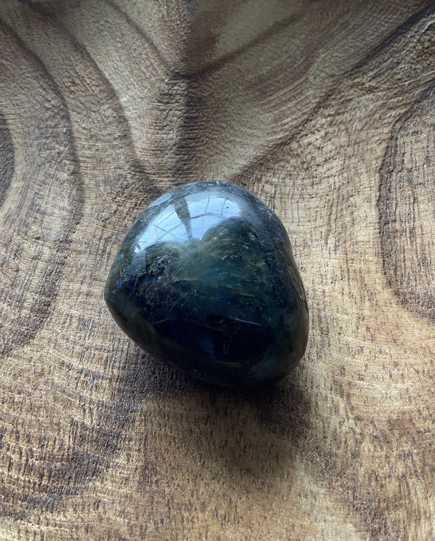 Pretty Labradorite Heart 4.3 ounces Nice flash