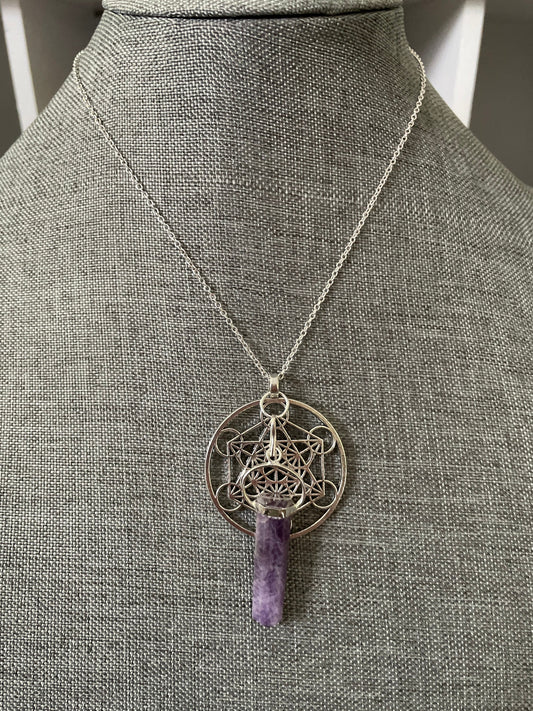 Heighten your intuition, heal or stay sober with this beautiful Metratrons Cube grid with Amethyst pendant necklace