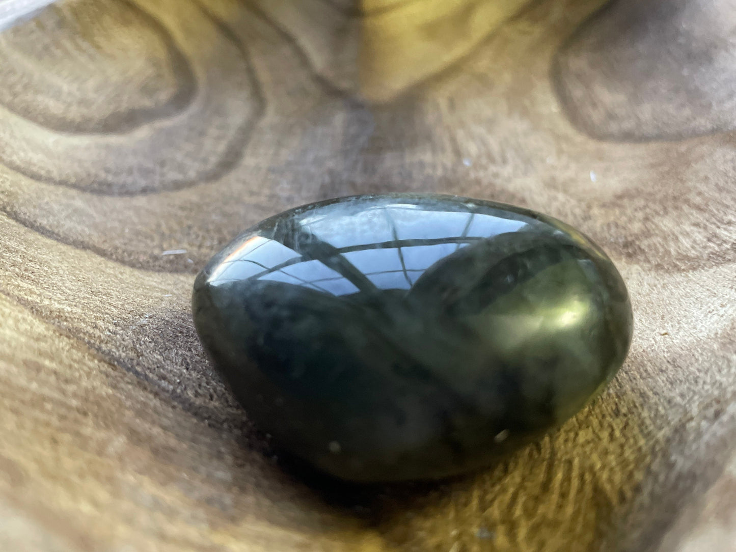 Pretty Labradorite Heart 2.8 ounces With low flash