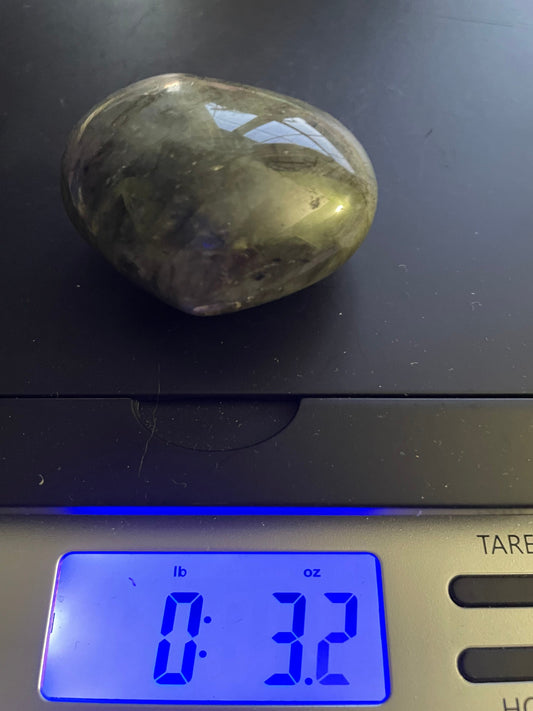 Pretty Labradorite Heart 3.2 ounces With low flash