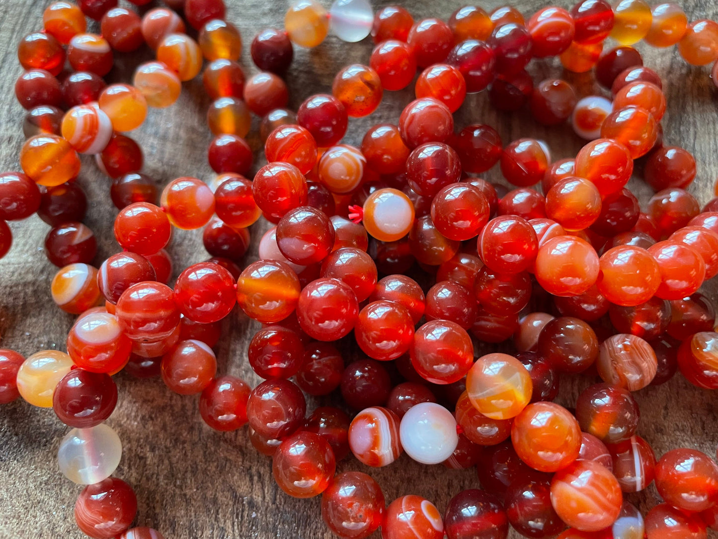 Pretty 8 mm Carnelian crystal bracelet