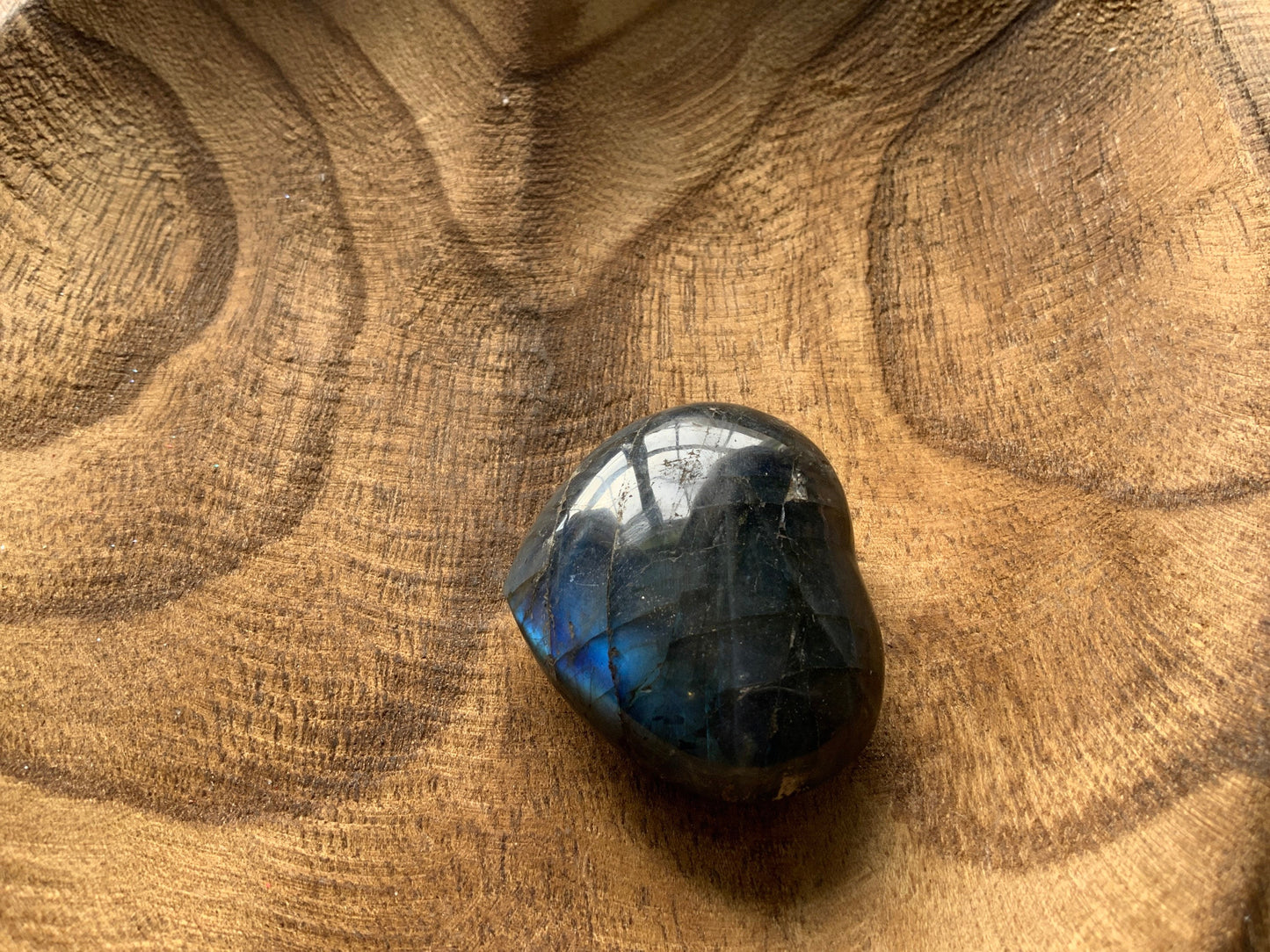 Magnificent Labradorite Heart 2.8 ounces Awesome flash