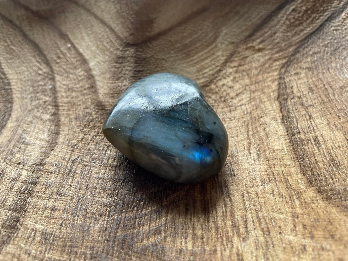 Magnificent Labradorite Heart 1.6 ounces Awesome flash