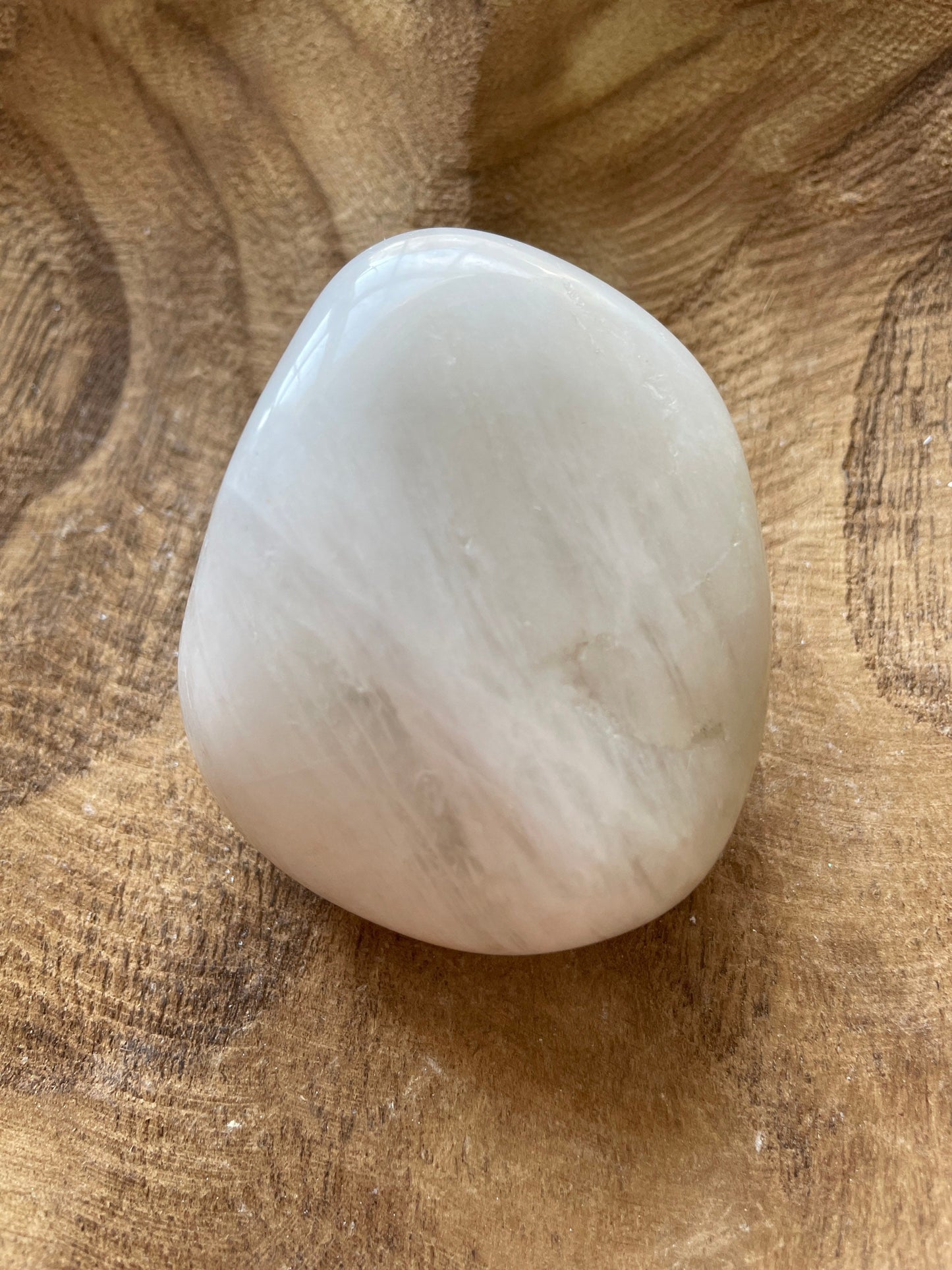 Jumbo White Quartz stone